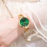 CURREN 9092 Women Watch-Golden Green - Image 3